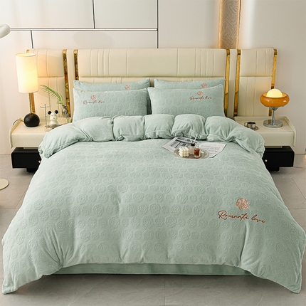 （总）眠多宝 2024新款纯色牛奶雕花绒刺绣四件套