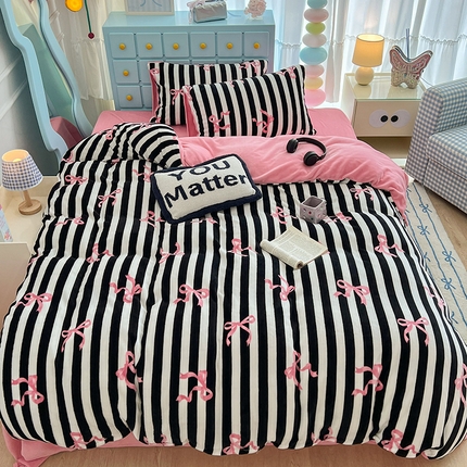 昔可家纺 2024新款印花牛奶绒四件套系列-ins少女系列 黑粉芭蕾蝴蝶结
