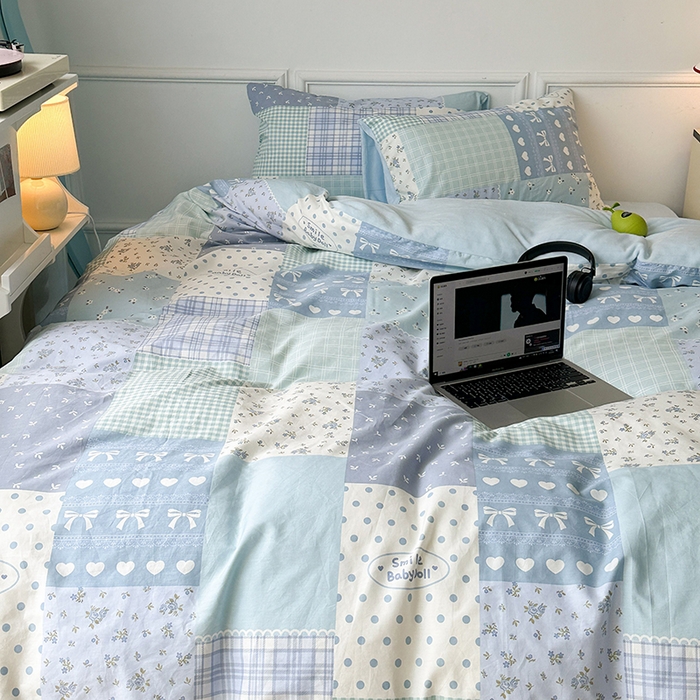 91家纺网 家纺一手货源 找家纺 昔可家纺 2024新款秋冬新款棉加牛奶绒四件套 拼接蓝色碎花