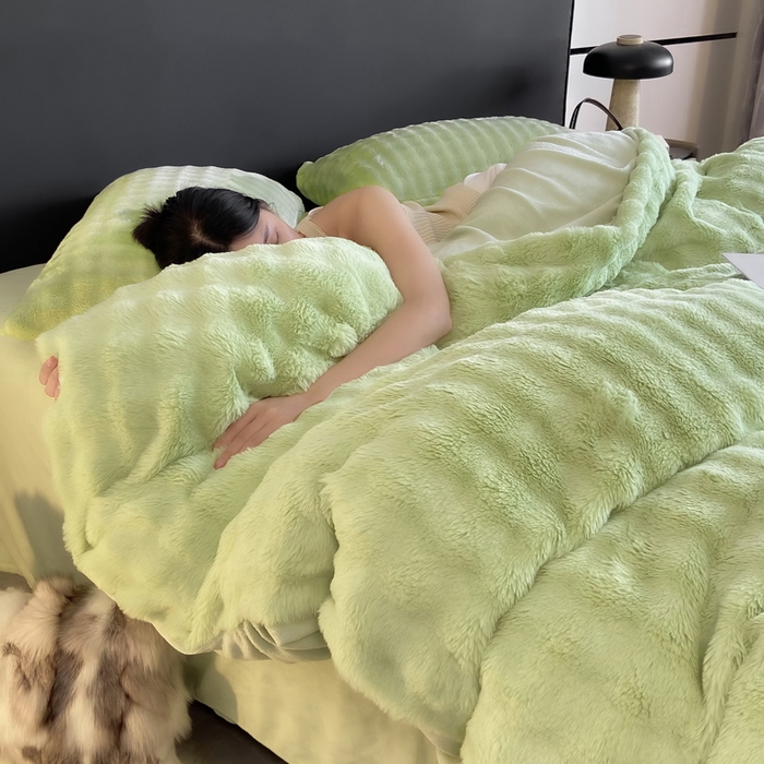 91家纺网 家纺一手货源 找家纺 品乐家纺 2024新款A类泡泡兔绒四件套 泡泡  淡雅绿