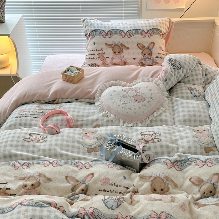 91家纺网 家纺一手货源 找家纺 （总）昔可家纺 2024新款印花牛奶绒四件套系列-洛丽塔风