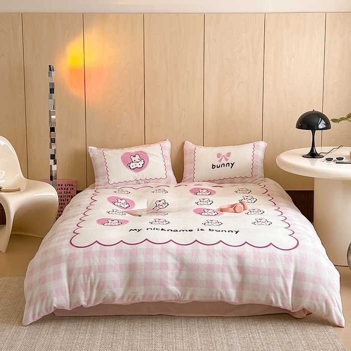 91家纺网 家纺一手货源 找家纺 （总）昔可家纺 2024新款大版数码印花设计师牛奶绒四件套