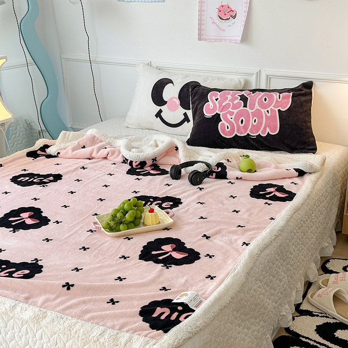 91家纺网 家纺一手货源 找家纺 昔可家纺 2024新款羊羔绒牛奶绒毛毯系列（三）-场景二-少女风系列 蕾系少女