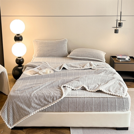 91家纺网 家纺一手货源 找家纺 欧邦 新款提花针织绒牛奶绒铂金系列毛毯毯子 针织绒-银灰