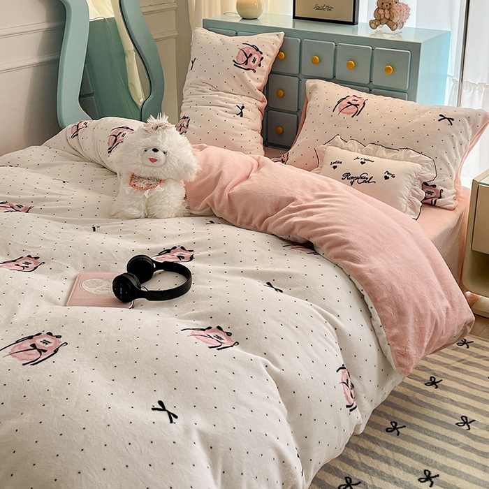 91家纺网 家纺一手货源 找家纺 昔可家纺 2024新款印花牛奶绒四件套系列-ins少女系列 芭蕾蛋糕