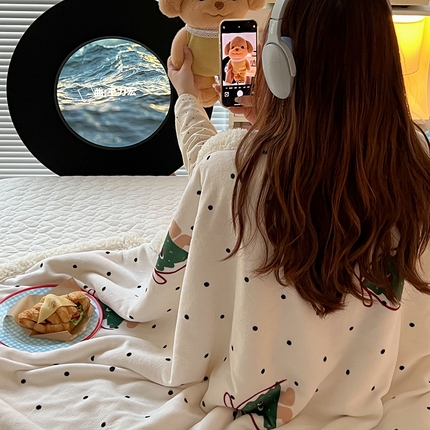 昔可家纺 2024新款羊羔绒牛奶绒毛毯系列（三）-场景二-ins风系列 丝带圣诞树