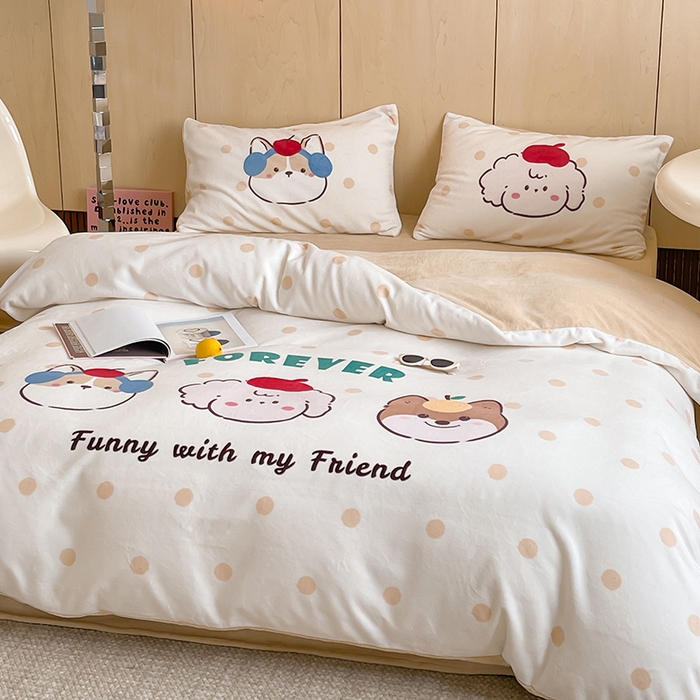 91家纺网 家纺一手货源 找家纺 昔可家纺 2024新款大版数码印花设计师牛奶绒四件套 小伙伴