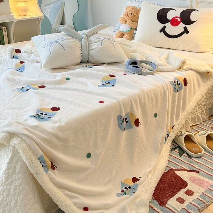 91家纺网 家纺一手货源 找家纺 昔可家纺 2024新款羊羔绒牛奶绒毛毯系列（三）-场景二-ins风系列 樱桃冰可乐