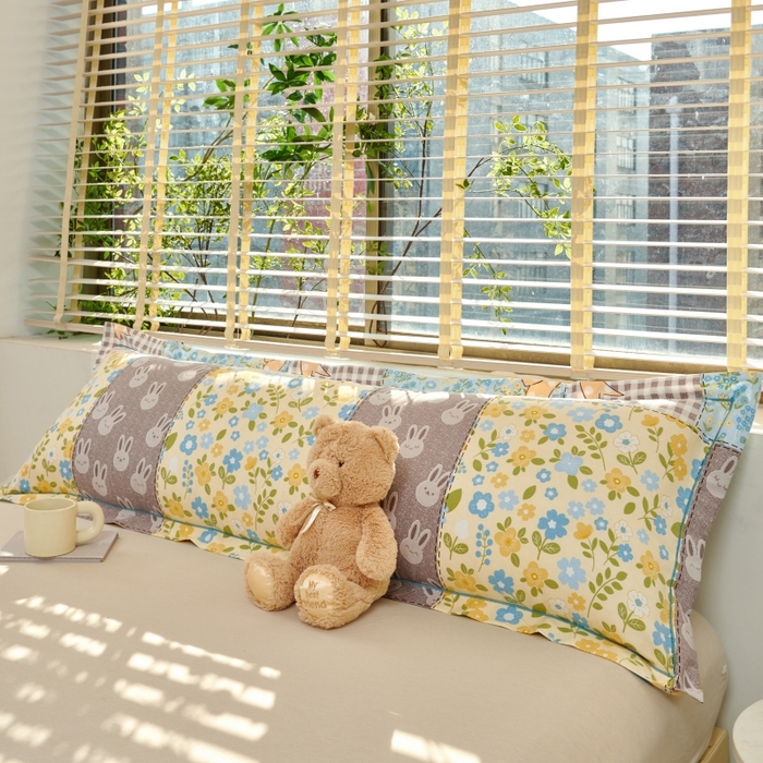 91家纺网 家纺一手货源 找家纺 美宜家 2025新款四季纯棉斜纹磨毛双人全棉长枕套精品一字绣 遇见