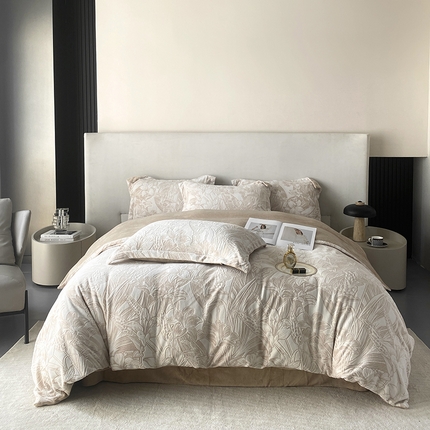 91家纺网 家纺一手货源 找家纺 （总）尚品本色 2024新款雕花牛奶绒烂花牛奶绒四件套