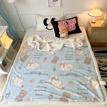 昔可家纺 2024新款羊羔绒牛奶绒毛毯系列（三）-场景二-卡通系列 小熊礼物