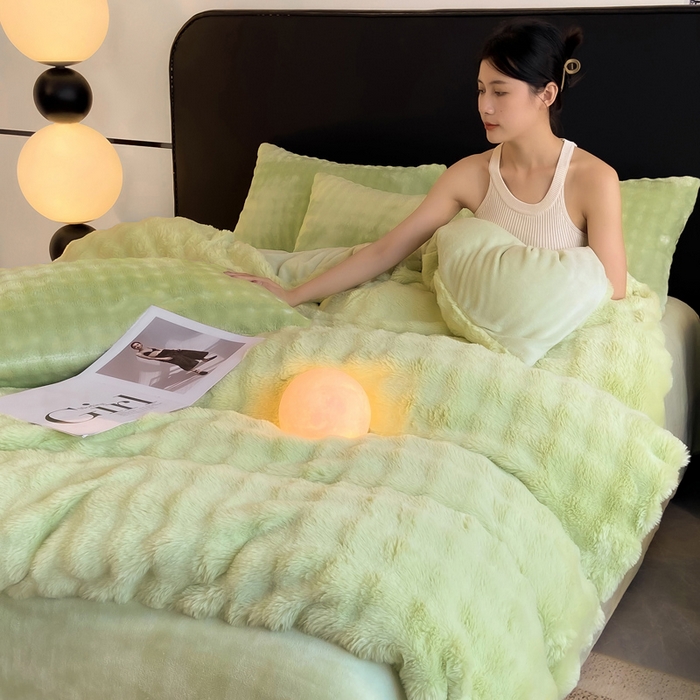 91家纺网 家纺一手货源 找家纺 品乐家纺 2024新款A类泡泡兔绒四件套 泡泡  淡雅绿