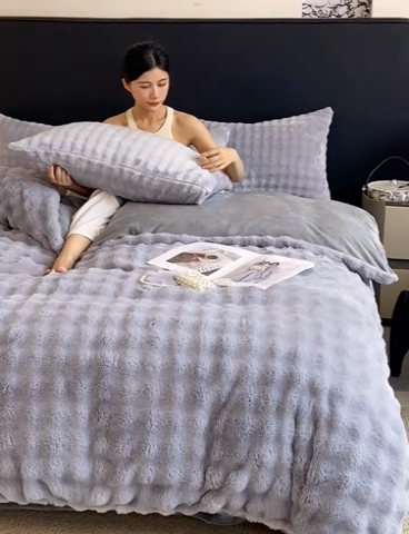 91家纺网 家纺一手货源 找家纺 品乐家纺 2024新款A类泡泡兔绒单被套 泡泡  星空灰