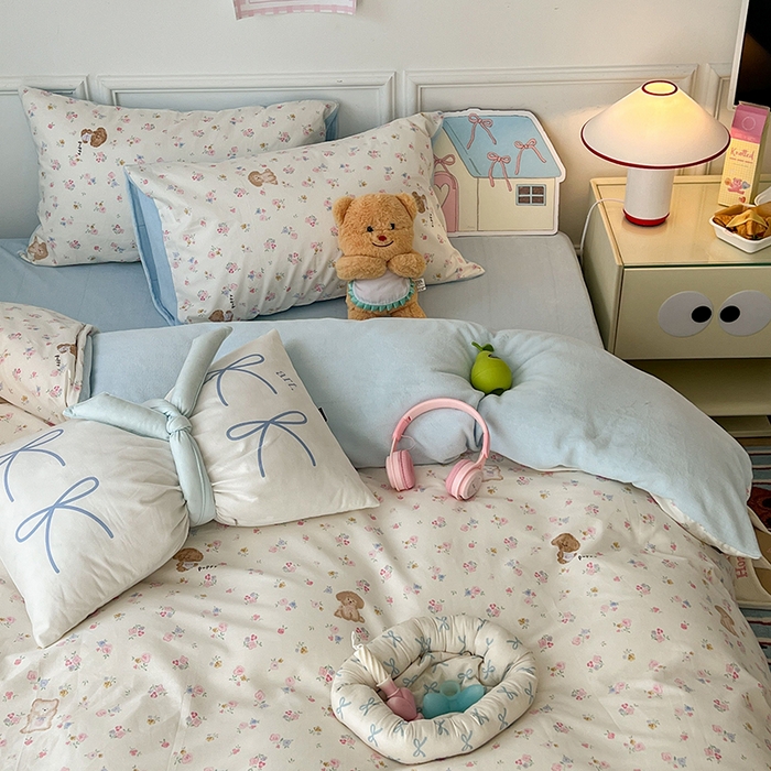 91家纺网 家纺一手货源 找家纺 昔可家纺 2024新款秋冬新款棉加牛奶绒四件套 碎花小狗