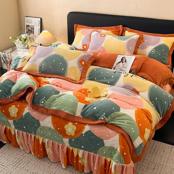 91家纺网 家纺一手货源 找家纺 茉保家纺 2024新款包边款印花牛奶绒床盖四件套 爱心满满