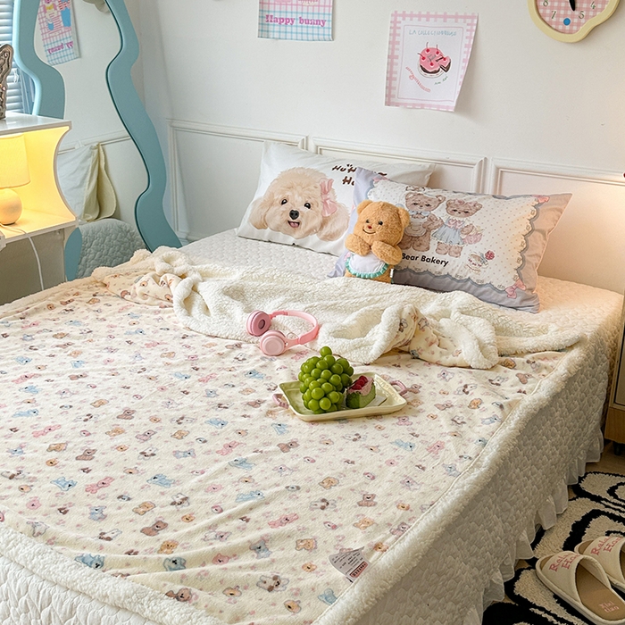 91家纺网 家纺一手货源 找家纺 昔可家纺 2024新款羊羔绒牛奶绒毛毯系列（三）-场景二-卡通系列 油画小萌物