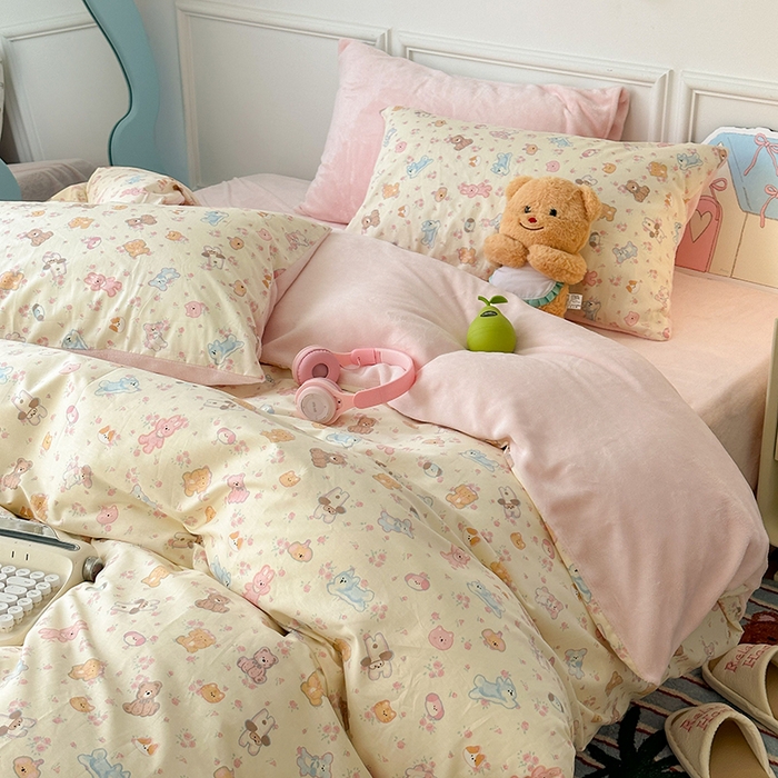 91家纺网 家纺一手货源 找家纺 昔可家纺 2024新款秋冬新款棉加牛奶绒四件套 可爱小萌物