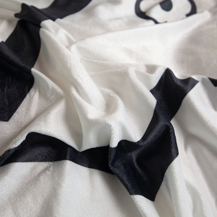 91家纺网 家纺一手货源 找家纺 色鬼布艺 2024新款婴儿绒数码印花牛奶绒四件套仿大牌直播爆款网红款 经典威