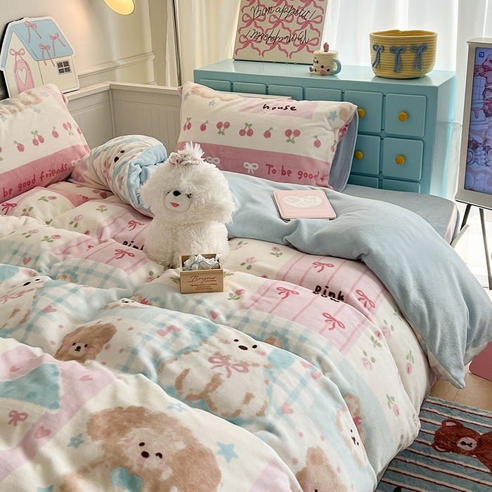 91家纺网 家纺一手货源 找家纺 昔可家纺 2024新款印花牛奶绒四件套系列-卡通系列 油画狗狗