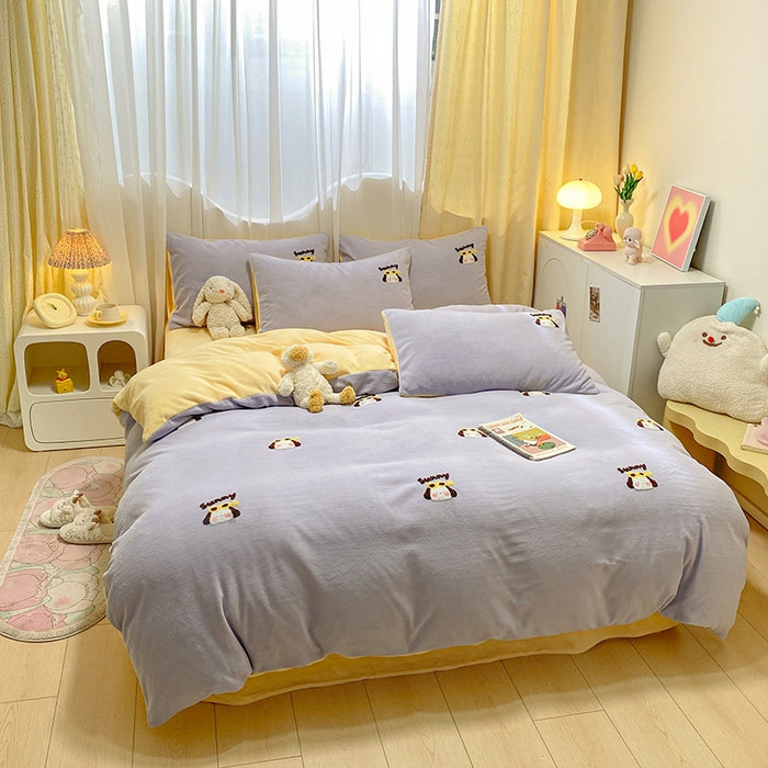 91家纺网 家纺一手货源 找家纺 眠帛家居 2024新款高克重双拼牛奶绒毛巾绣四件套 萌宠