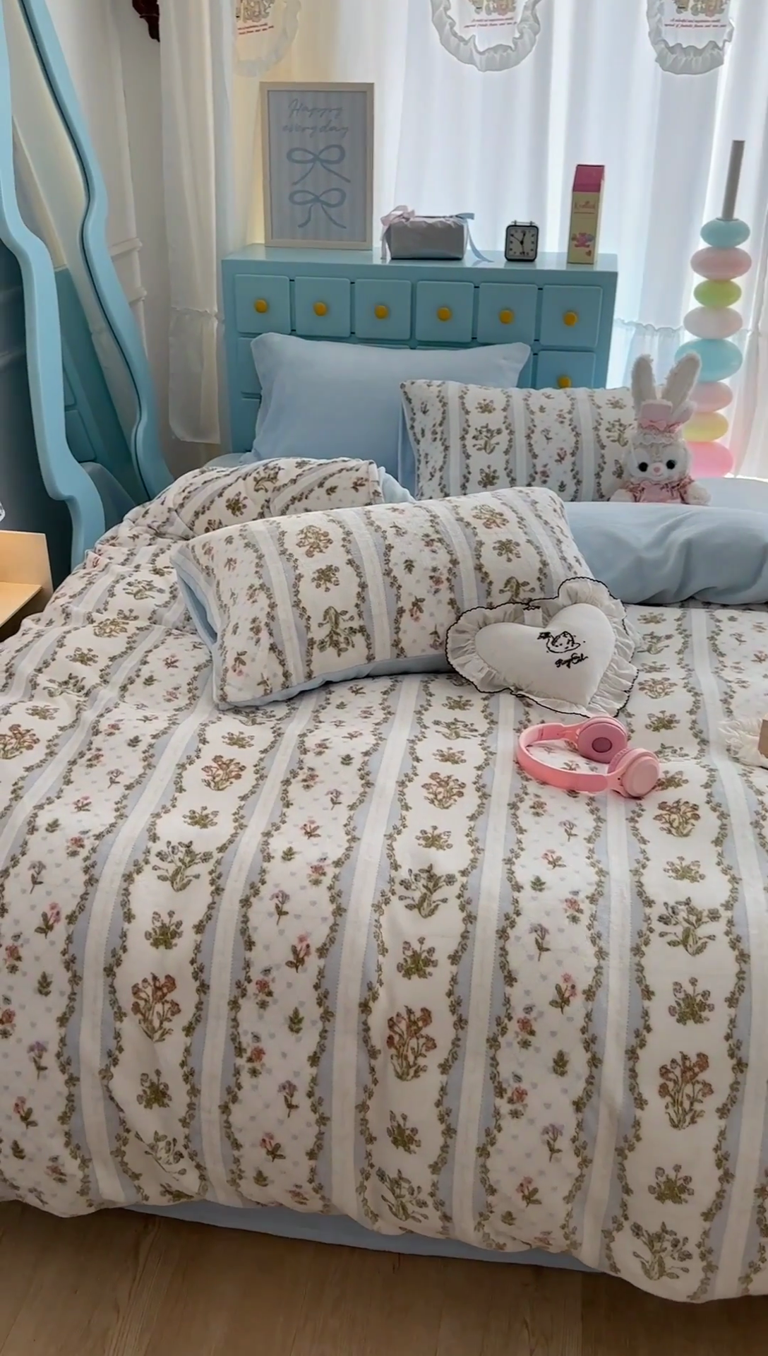 91家纺网 家纺一手货源 找家纺 昔可家纺 2024新款印花牛奶绒四件套系列-复古小清新系列 仙仙琉璃花