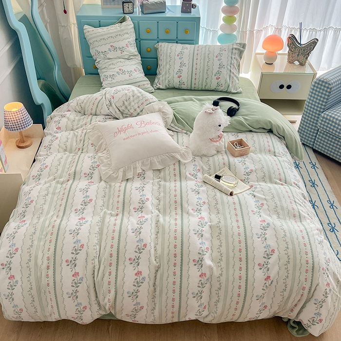 91家纺网 家纺一手货源 找家纺 昔可家纺 2024新款印花牛奶绒四件套系列-复古小清新系列 琉璃花语 绿