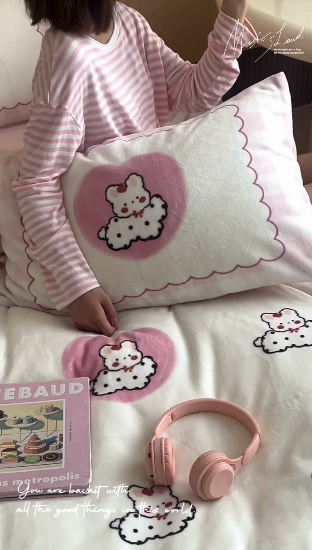 91家纺网 家纺一手货源 找家纺 昔可家纺 2024新款大版数码印花设计师牛奶绒四件套 爱心兔兔