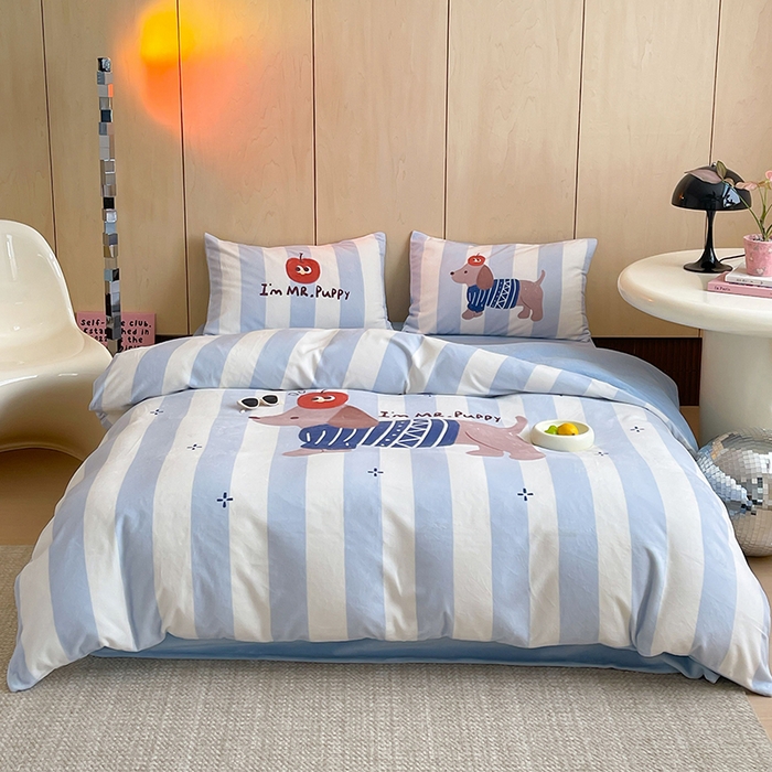 91家纺网 家纺一手货源 找家纺 昔可家纺 2024新款大版数码印花设计师牛奶绒四件套 苹果狗先森