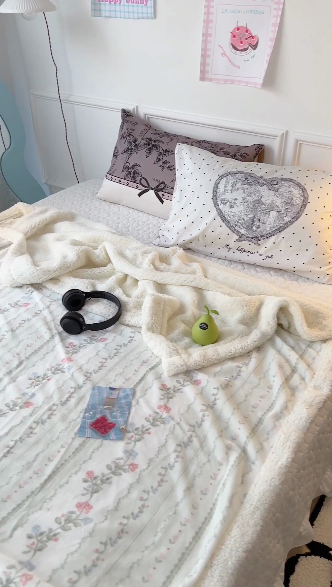 91家纺网 家纺一手货源 找家纺 昔可家纺 2024新款羊羔绒牛奶绒毛毯系列（三）-场景二-复古花卉系列 琉璃花语