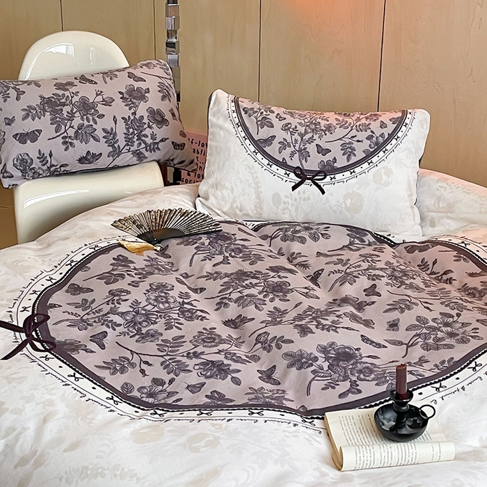 91家纺网 家纺一手货源 找家纺 昔可家纺 2024新款大版数码印花设计师牛奶绒四件套 法式花园