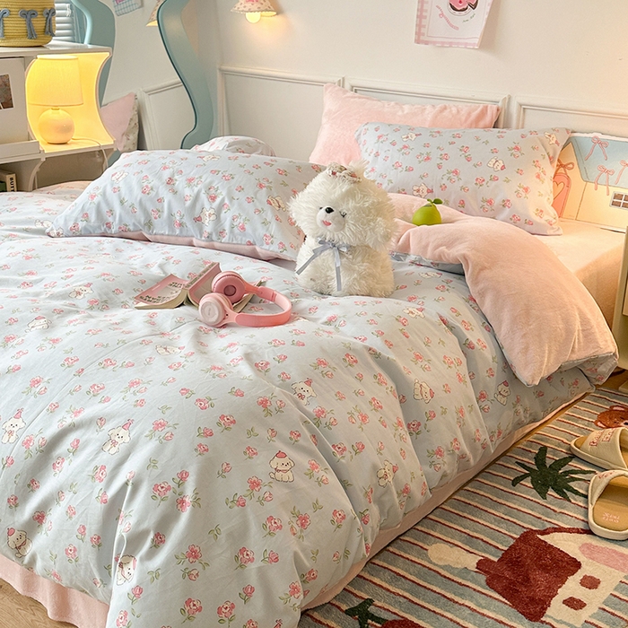 91家纺网 家纺一手货源 找家纺 昔可家纺 2024新款秋冬新款棉加牛奶绒四件套 花花小奶狗