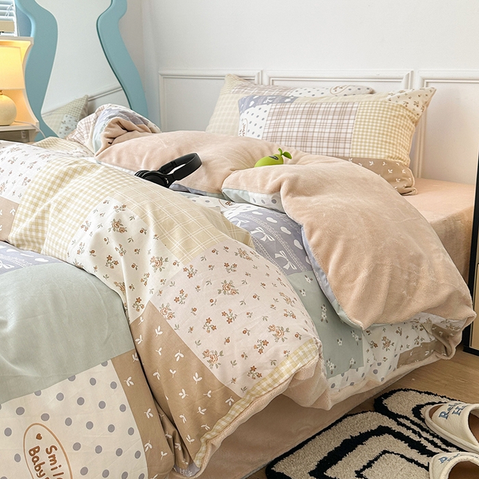 91家纺网 家纺一手货源 找家纺 昔可家纺 2024新款秋冬新款棉加牛奶绒四件套 拼接复古碎花