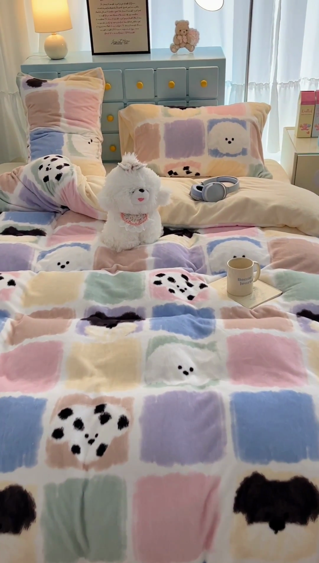 91家纺网 家纺一手货源 找家纺 昔可家纺 2024新款印花牛奶绒四件套系列-卡通系列 方块小狗