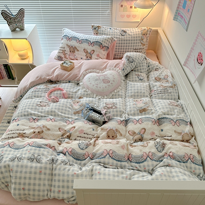 91家纺网 家纺一手货源 找家纺 （总）昔可家纺 2024新款印花牛奶绒四件套系列-洛丽塔风