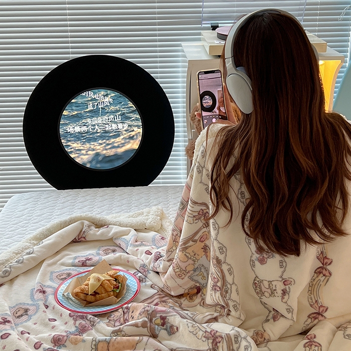 91家纺网 家纺一手货源 找家纺 昔可家纺 2024新款羊羔绒牛奶绒毛毯系列（三）-场景二-洛丽塔系列 小熊玩偶屋