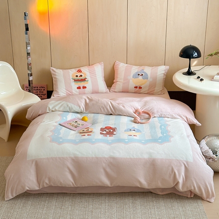 91家纺网 家纺一手货源 找家纺 昔可家纺 2024新款大版数码印花设计师牛奶绒四件套 奶油之家