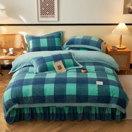 91家纺网 家纺一手货源 找家纺 茉保家纺 2024新款无印风款牛奶绒床盖四件套 绿大格