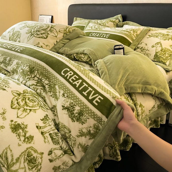 91家纺网 家纺一手货源 找家纺 茉保家纺 2024新款包边款印花牛奶绒床盖四件套 北欧花季-绿