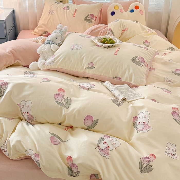 91家纺网 家纺一手货源 找家纺 昔可家纺 2024新款秋冬新款棉加牛奶绒四件套 软萌兔兔郁金