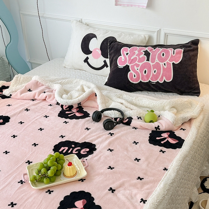 91家纺网 家纺一手货源 找家纺 昔可家纺 2024新款羊羔绒牛奶绒毛毯系列（三）-场景二-少女风系列 蕾系少女