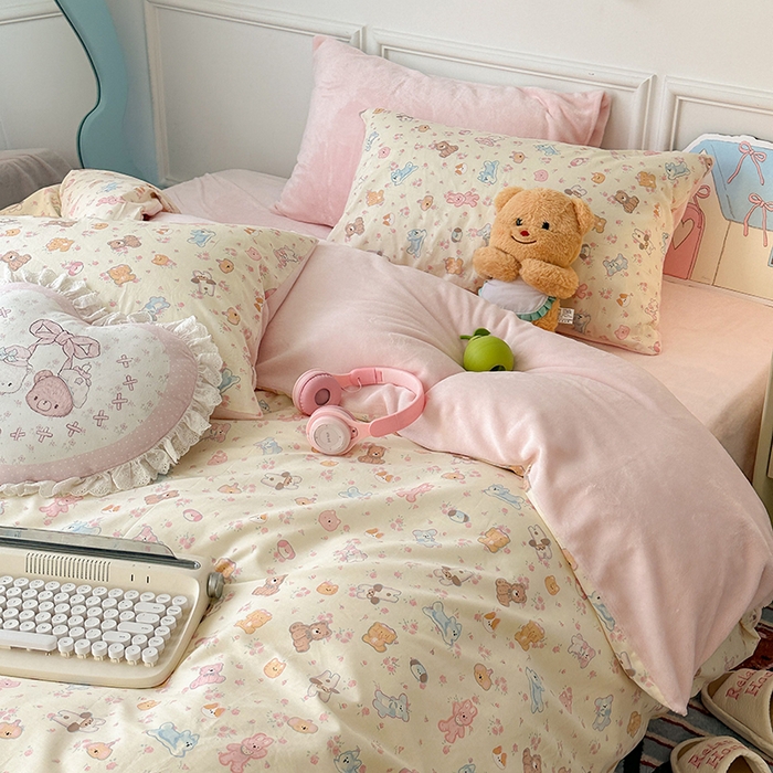 91家纺网 家纺一手货源 找家纺 昔可家纺 2024新款秋冬新款棉加牛奶绒四件套 可爱小萌物