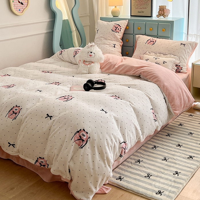 91家纺网 家纺一手货源 找家纺 昔可家纺 2024新款印花牛奶绒四件套系列-ins少女系列 芭蕾蛋糕