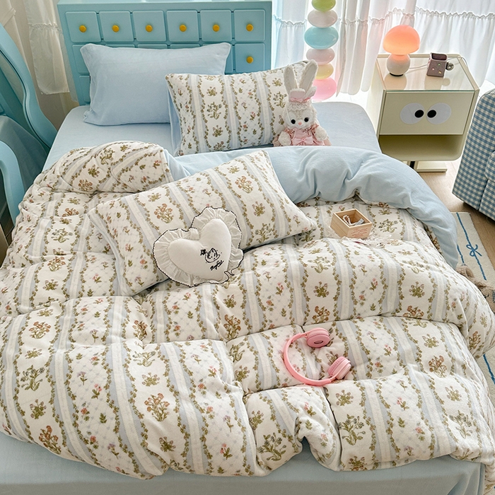 91家纺网 家纺一手货源 找家纺 昔可家纺 2024新款印花牛奶绒四件套系列-复古小清新系列 仙仙琉璃花