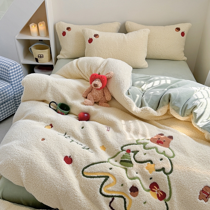 91家纺网 家纺一手货源 找家纺 蜜柚 2024新款高克重羊羔绒牛奶绒毛巾绣四件套 圣诞树
