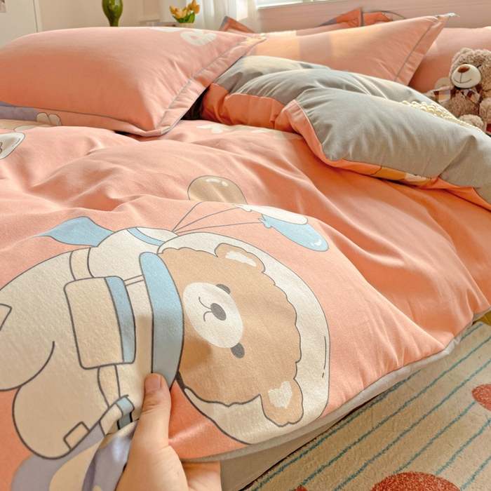 91家纺网 家纺一手货源 找家纺 暖芯优选 2025直播热款加厚全棉磨毛四件套喷气印花纯棉（一字绣工艺款）学生三件套9月上新 小熊