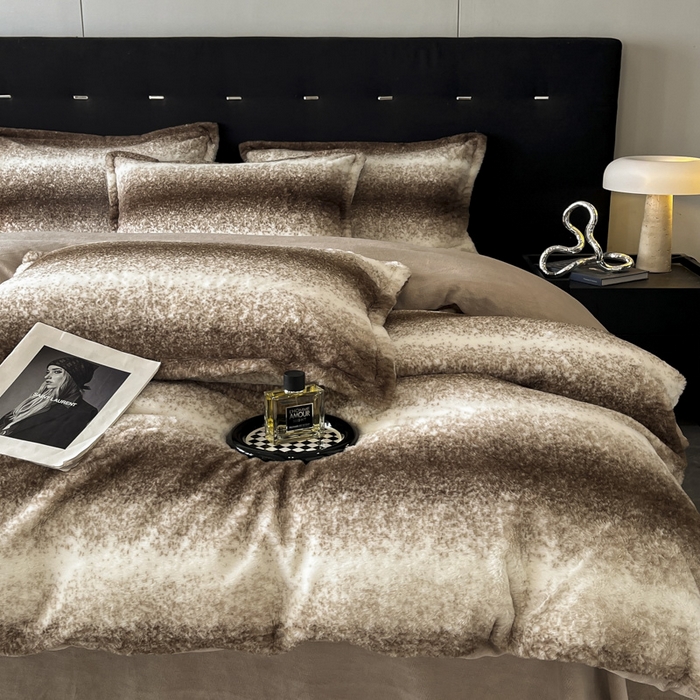 91家纺网 家纺一手货源 找家纺 慕尚家纺 2025新款高端亲肤舒适暖芙兔毛四件套 暖芙-白调咖