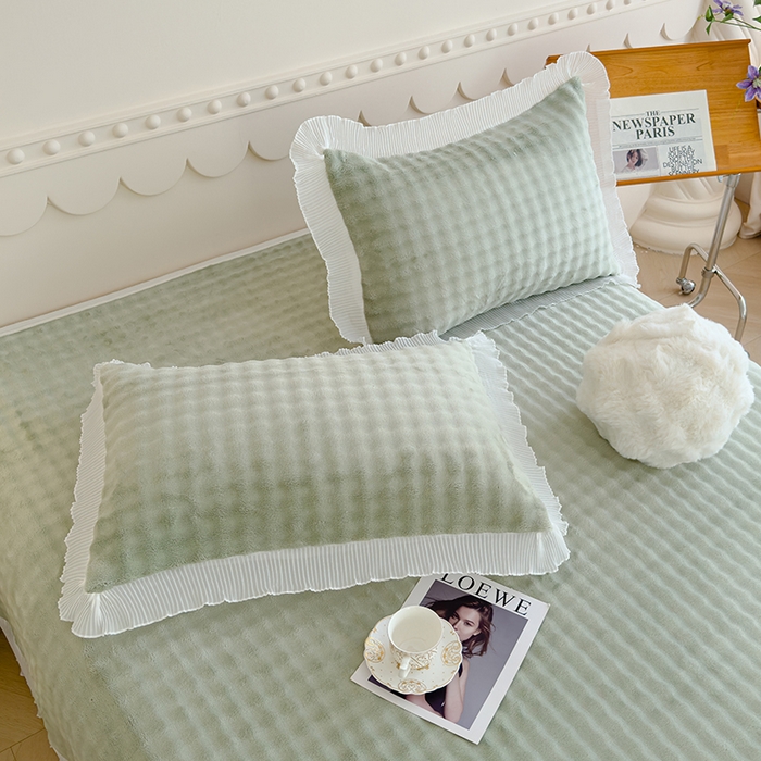 91家纺网 家纺一手货源 找家纺 冬然家纺 2024新款泡泡绒床裙四件套系列 泡泡绒-抹茶绿