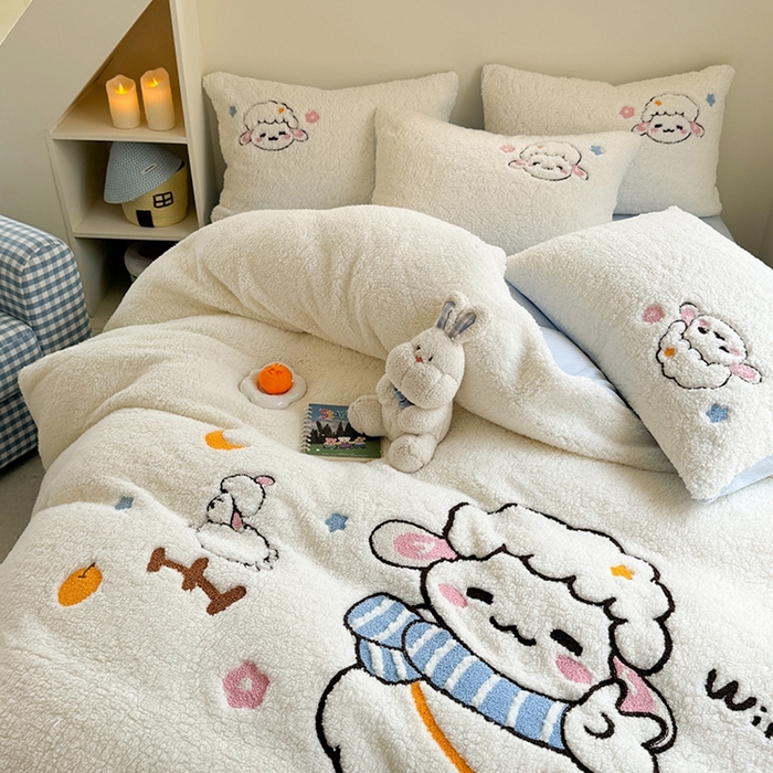 91家纺网 家纺一手货源 找家纺 蜜柚 2024新款高克重羊羔绒牛奶绒毛巾绣四件套 酷酷羊