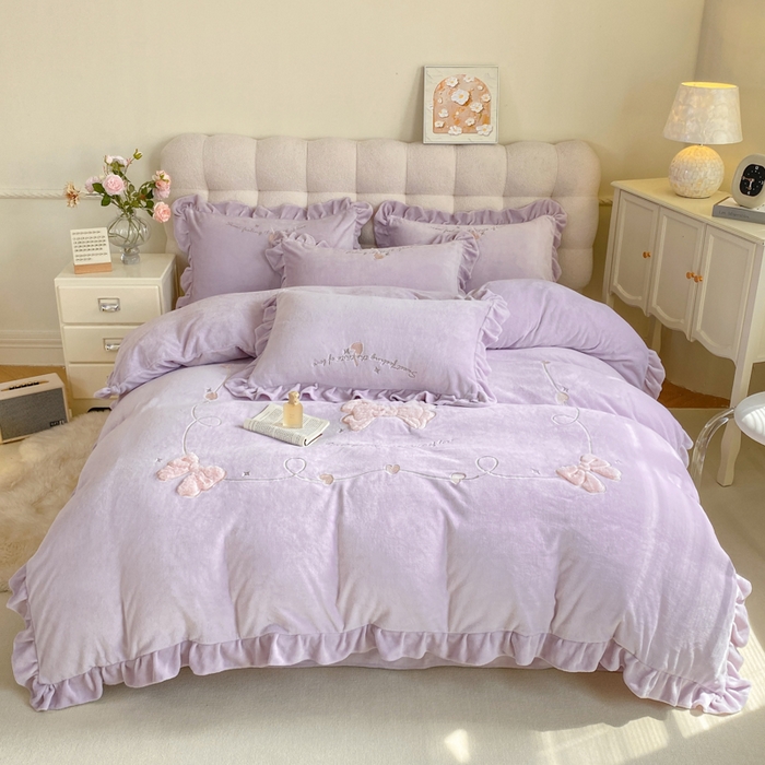 91家纺网 家纺一手货源 找家纺 蜜柚 2024新款全消光高克重韩版小清新贴布绣四件套 蝴蝶结-紫