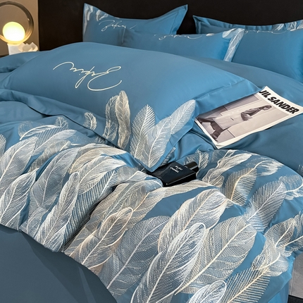 91家纺网 家纺一手货源 找家纺 （总）博纳家纺 2024新款亲肤棉磨毛绣花宽边四件套爱乐之家-羽毛